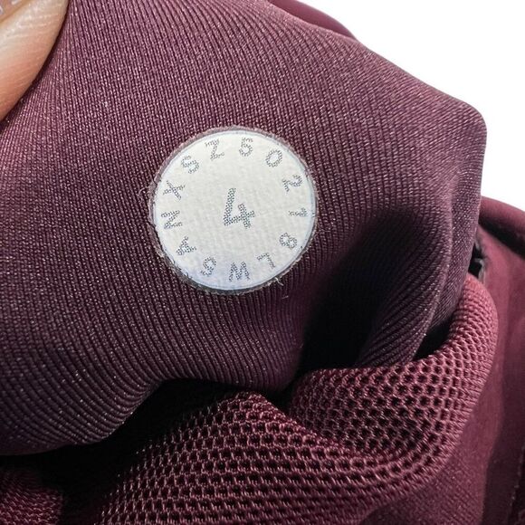 Lululemon In Movement 7/8 Tight Everlux 25" Inseam Garnet Size 4 - Picture 4 of 5